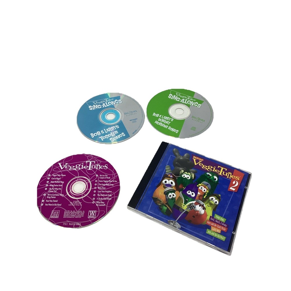 Lot of 4 Veggie Tales Sing-Along CDs (Bob & Larry, Favorite Tunes) No Cases